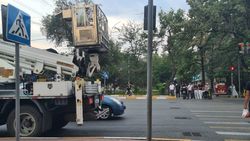 Светофор на Ахунбаева исправили. Видео и фото мэрии