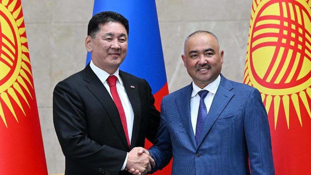 Порно қынапты ұрып-соғу