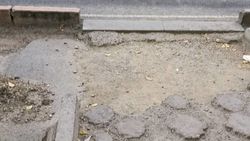 Как выглядит тротуар на Айтматова? Ответ мэрии