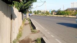 Как выглядит тротуар на Льва Толстого в «Токолдоше». Ответ мэрии