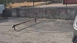 Законно ли на Чокморова огородили парковку? Видео горожанина