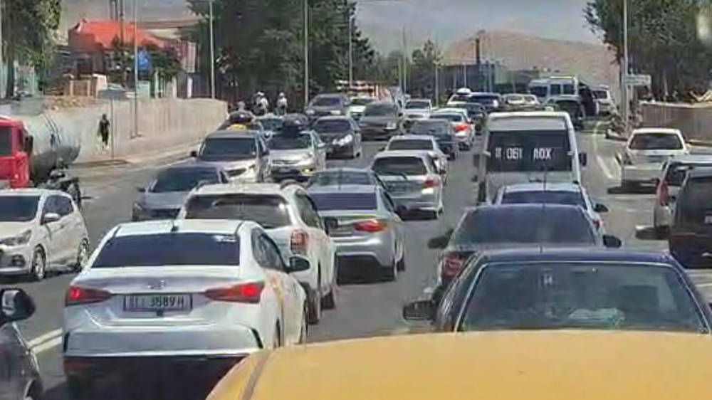 В ГУОБДД прокомментировали ситуацию с пробками в Чолпон-Ате