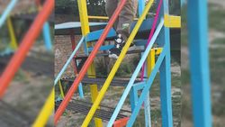 Горожанка просит обустроить детскую площадку на Тоголок Молдо-Куренкеева Горожанка просит обустроить детскую площадку на Тоголок Молдо-Куренкеева