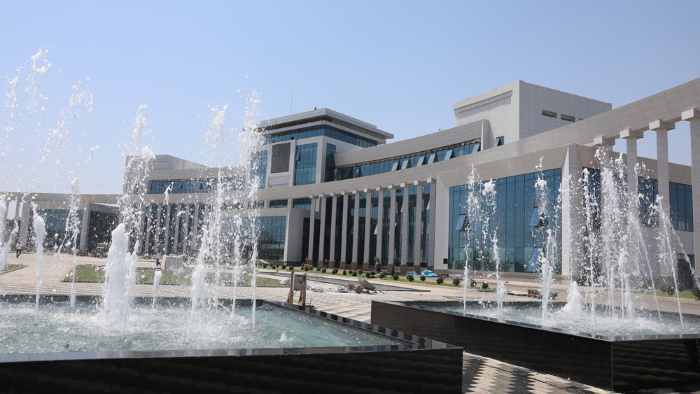 Шашты үнді әйелдерінің XXX фотосуреттері Тікелей секс онлайн көру