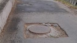 На Льва Толстого сделали тротуар, но вокруг люка оставили. Ответ мэрии
