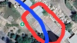 Дорогу в 11 мкр превратили в парковку, - горожанин