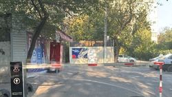 Законно ли установили шлагбаум на Киевской? Фото горожанина