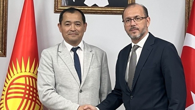 Эркин Чечейбаев и Нуруллах Окумуш