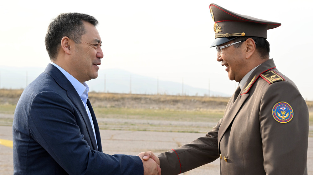 Садыр Жапаров, Бообек Ажикеев