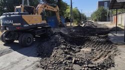 Мэрия ремонтирует участок дороги по ул.Самойленко