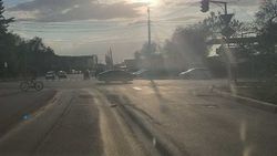 На Кольбаева поплыл асфальт. Фото горожанина На Кольбаева поплыл асфальт. Фото горожанина