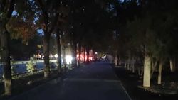 На тротуаре на Шабдан Баатыра темно. Видео На тротуаре на Шабдан Баатыра темно. Видео