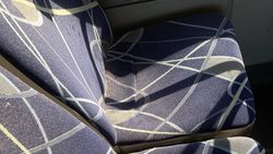 Грязные сиденья в автобусе №10т. Ответ мэрии