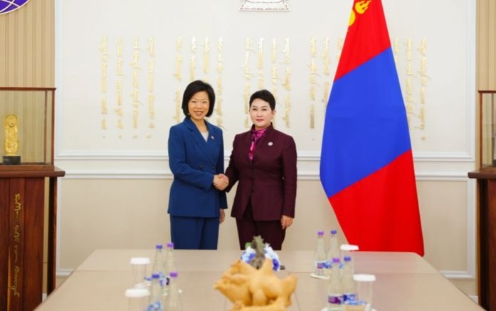 Mongolia and Singapore discuss issues of cooperation