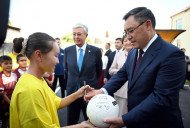 Presidents of Kazakhstan and Kyrgyzstan visit school named after Kemel  Tokayev in Bishkek - AKIpress News Agency