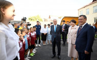 Presidents of Kazakhstan and Kyrgyzstan visit school named after Kemel  Tokayev in Bishkek - AKIpress News Agency