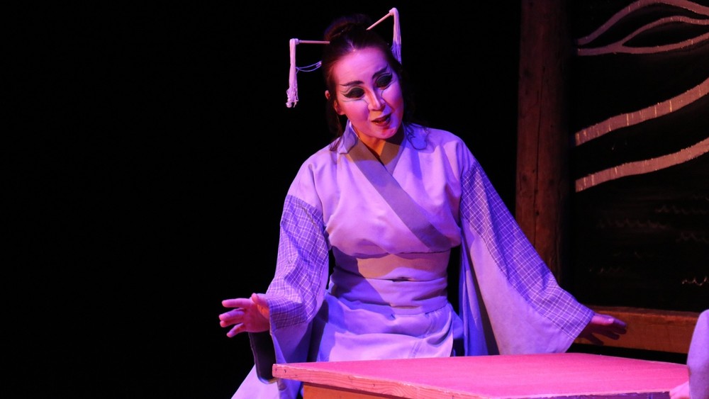 Спектакль «Принцесса Турандот» в Бишкекском драмтеатре