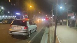 В Оше «Хендай» припарковался в неположенном месте. Видео горожанина В Оше «Хендай» припарковался в неположенном месте. Видео горожанина