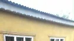 Жительница Кожомкула жалуется на дым из трубы. Видео