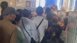 Огромная очередь в Нацгоспитале. Видео горожанки