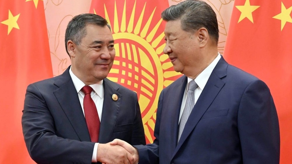 Жасырын камера қыз киска мастурбациялайды