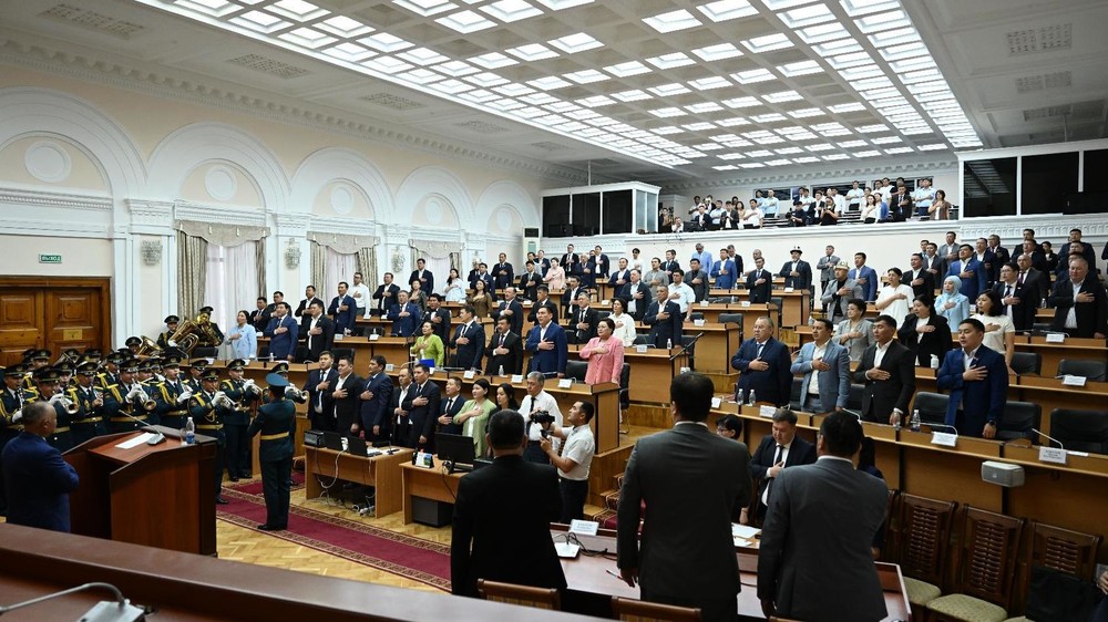 Депутаты ЖК на закрытии сессии