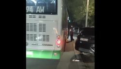 В мэрии рассказали, почему водители автобусов №52 осуществляют посадку и высадку пассажиров по улице Айтиева в неположенных местах