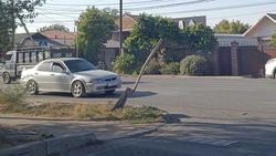 На ул.Фрунзе сломан дорожный знак. Фото На ул.Фрунзе сломан дорожный знак. Фото