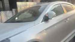 «Хендай» припарковали вторым рядом, создав затор. Видео «Хендай» припарковали вторым рядом, создав затор. Видео