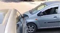 На Донецкой столкнулись две машины. Видео с места ДТП