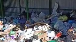 Из-за мусора не видно баков. Видео жителя 12 мкр