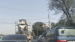 На Чуй-7 Апреля некорректно работает светофор, - горожане