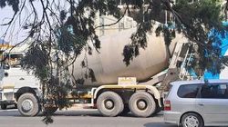 Грузовые авто продолжают уничтожать асфальт. Фото