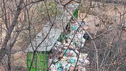 Гора мусора на Фатьянова. Фото