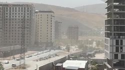 Горожанин жалуется на пыль выше Южной магистрали. Видео