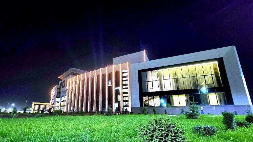 Үлкен жопаны таратыңыз Кама Сутра секс фильмдерін онлайн көру