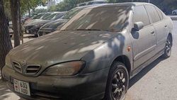 На проспекте Чуй стоит брошенный «Ниссан». Фото