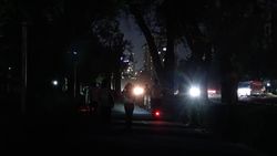 В мэрии рассказали, почему на Айтматова рядом с парком «Адинай» не работают фонари В мэрии рассказали, почему на Айтматова рядом с парком «Адинай» не работают фонари