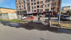 В столичном муниципалитете ответили на жалобу горожанина по поводу грязного тротуара на Южной магистрали В столичном муниципалитете ответили на жалобу горожанина по поводу грязного тротуара на Южной магистрали