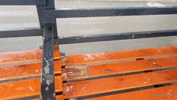 Остановка на 3-детской больнице протекает во время дождя, - горожанин