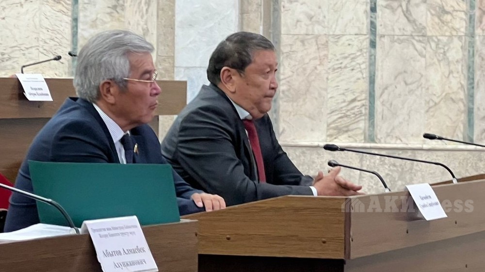 Суйунбек Касмамбетов и Кабылбек Мамбетаипов