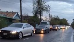 Улица Репина никогда не видела такой пробки. Видео горожанина Улица Репина никогда не видела такой пробки. Видео горожанина