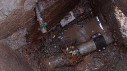 «Бишкекводоканал» устранил утечку на ул.Репина. Видео, фото «Бишкекводоканал» устранил утечку на ул.Репина. Видео, фото