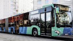 Планирует ли мэрия приобрести 18-метровые автобусы для Бишкека? - горожанин