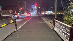 На Каралаева завершили строительство тротуара. Фото