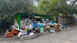 «Тазалык» вывез гору мусора на Манаса «Тазалык» вывез гору мусора на Манаса