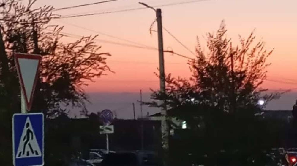 Красивый рассвет в Бишкеке. Фото горожанина