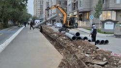 Будут ли восстанавливать асфальт на Айтматова после прокладки труб? Ответ мэрии