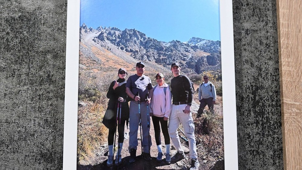 Садыр Жапаров с представителями фонда