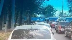 Горожанин просит изменить расписание поездов, которые ездят в часы пик. Видео